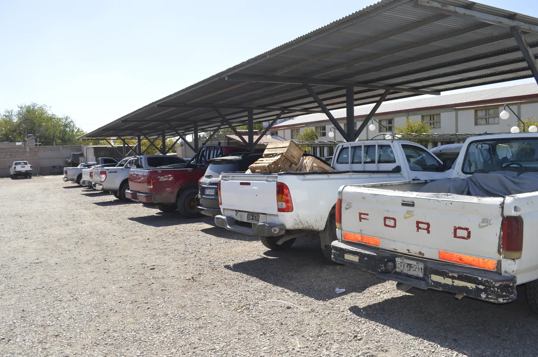 Sector techado de estacionamiento